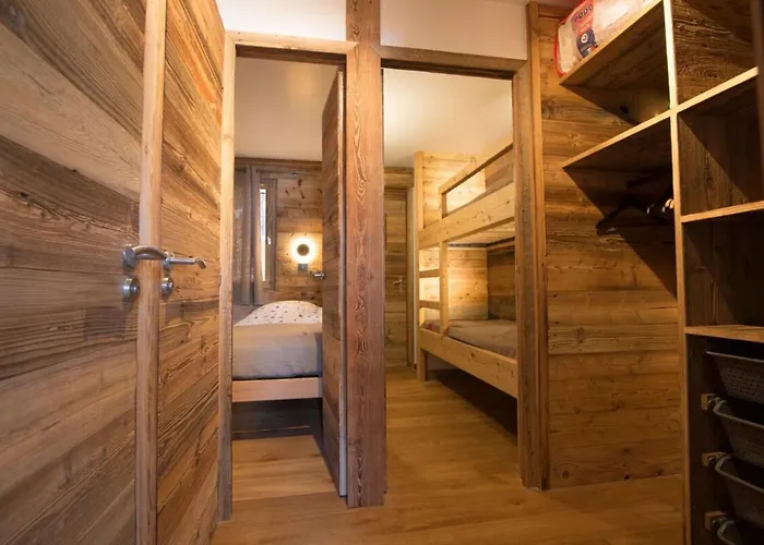 Les Brigues - Avec Vue Sur La Montagne Et Acces Aux Pistes *