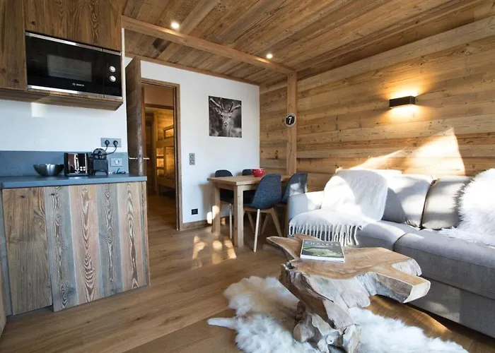 Les Brigues - Avec Vue Sur La Montagne Et Acces Aux Pistes Апартаменты *