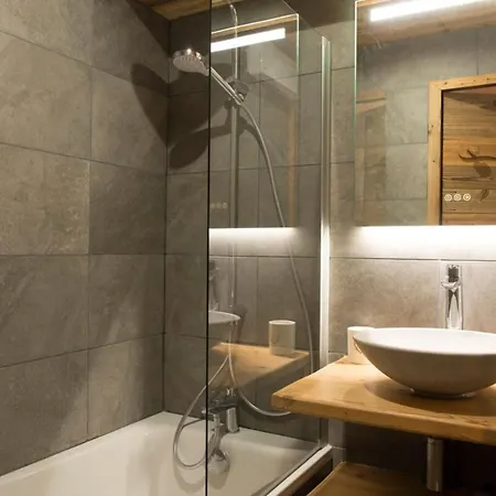 Appartement Les Brigues - Avec Vue Sur La Montagne Et Acces Aux Pistes Courchevel