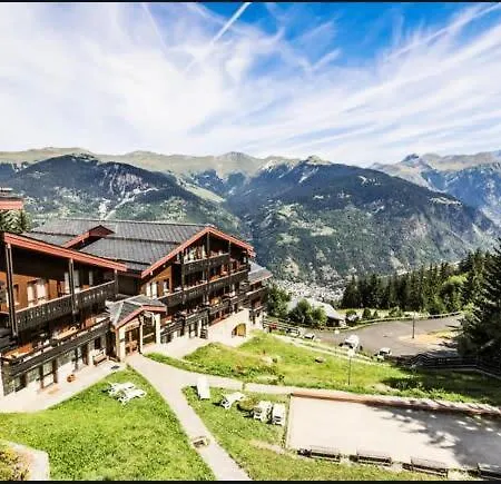 Les Brigues - Avec Vue Sur La Montagne Et Acces Aux Pistes Appartement Courchevel